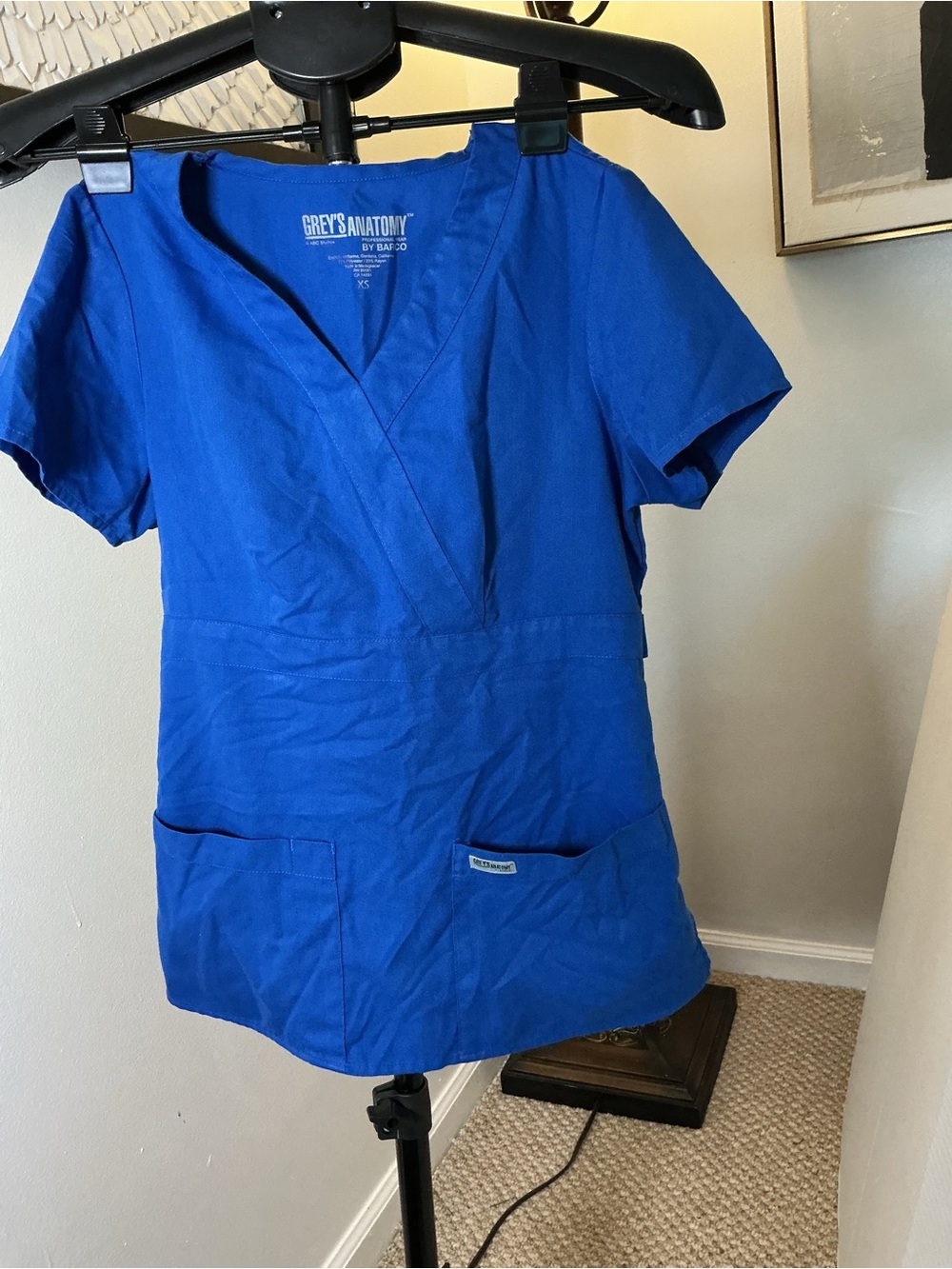 Grey’s Anatomy by Barco Women’s XS Royal Blue V-Neck Scrub Top